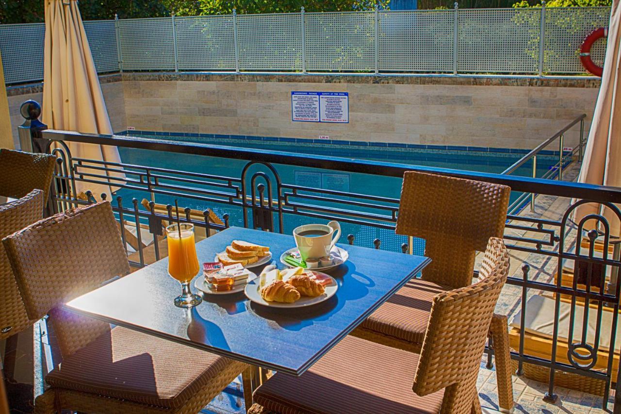 Anthena Aparthotel