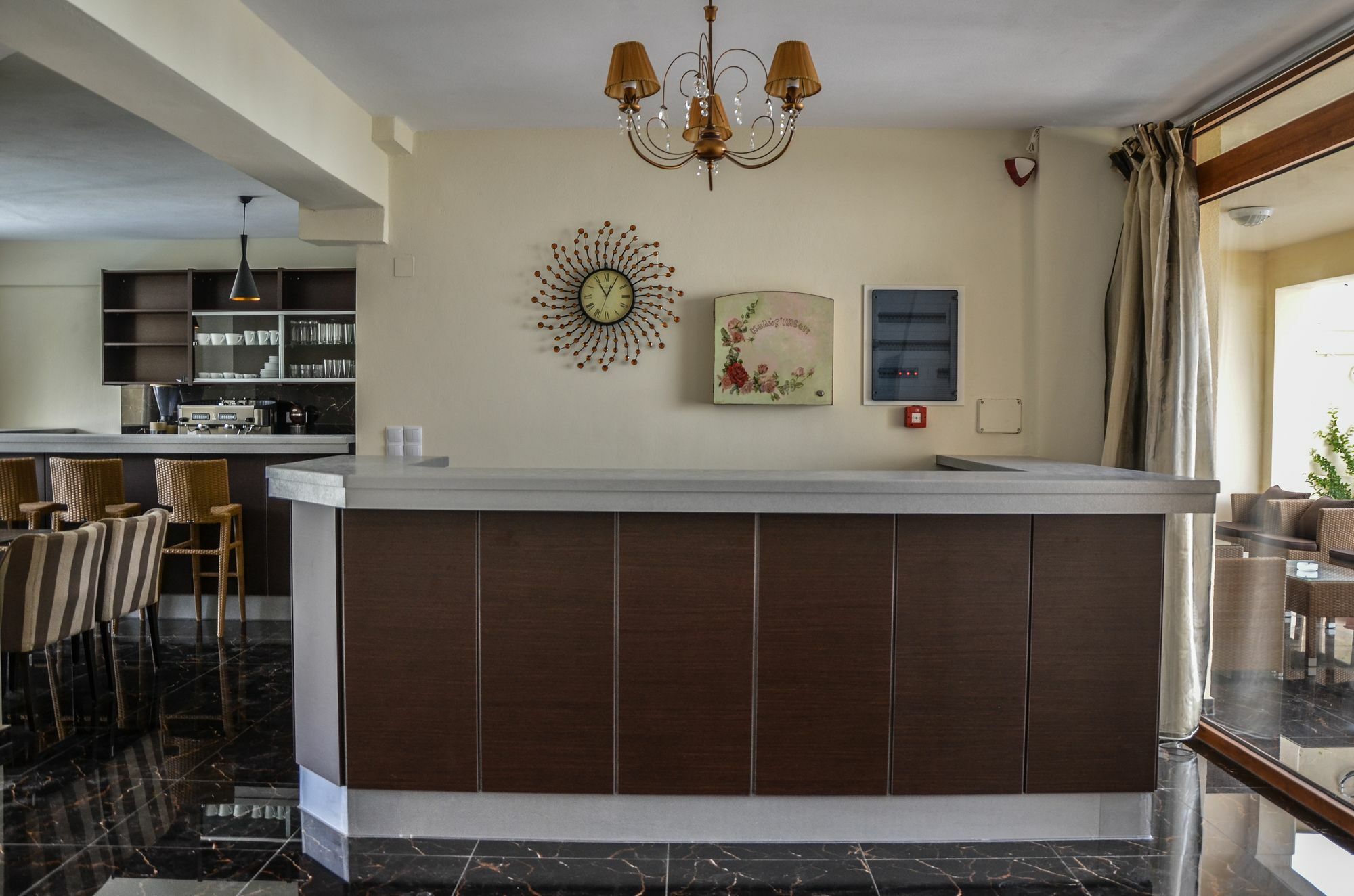 Aparthotel Anthena